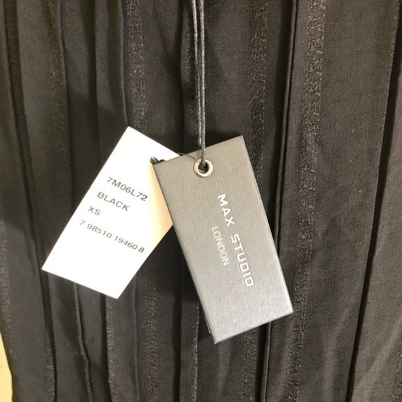 Max Studio London Ruffled Cold-Shoulder Top blouse - Picture 5 of 5